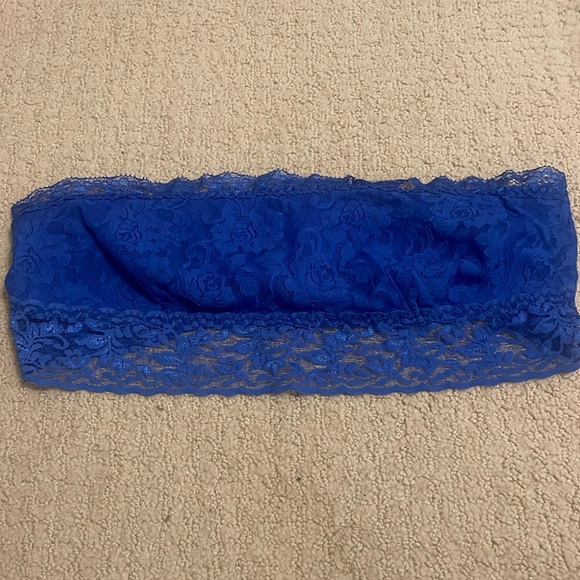 Navy Blue Floral Lace Bralette - Size Large - Picture 3 of 7